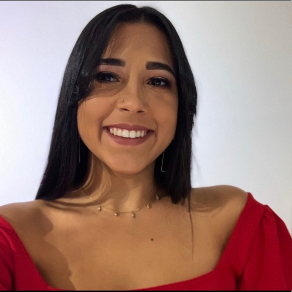 Meet your Posher, Andrea